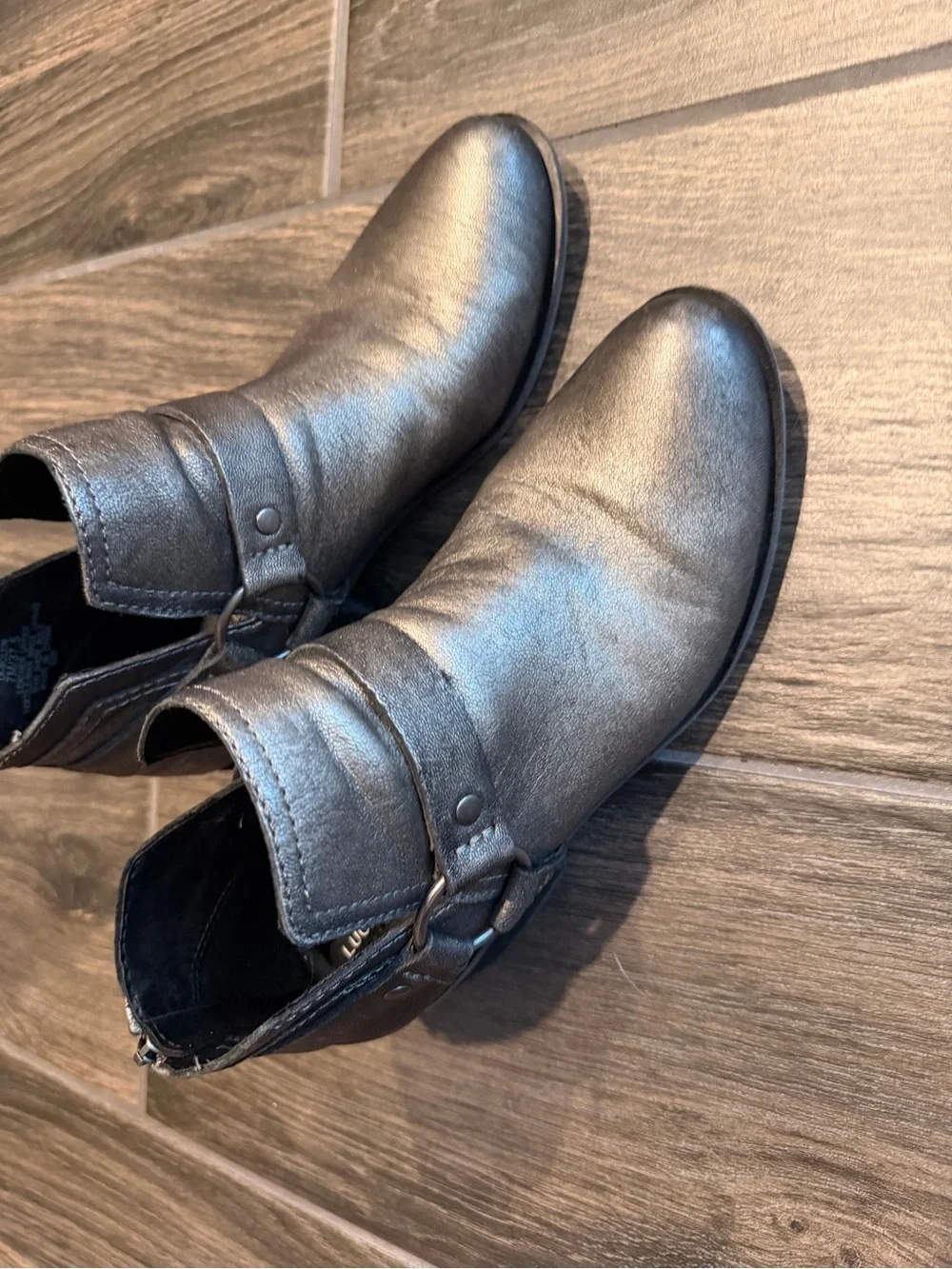 Lucky Brand Metallic Gray Ankle Boots